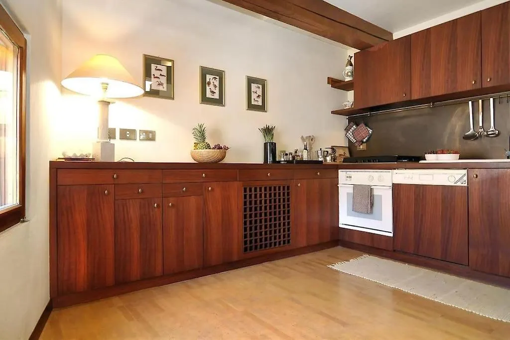 Ca' Della Tana Charming Apartment In Biennale Area Venetië 0*,  Italië